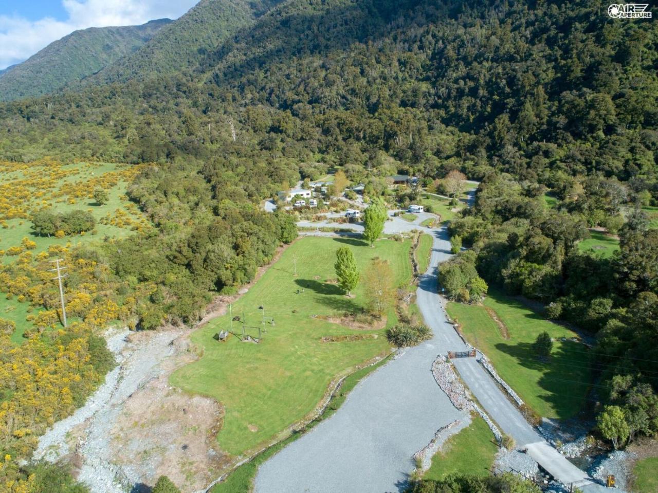 Jackson'S Retreat Alpine Holiday Park Hotel Jacksons Exterior photo